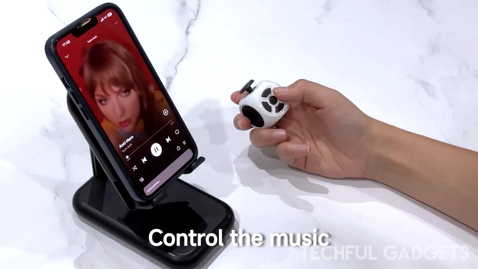 Poow relaxation magic cube